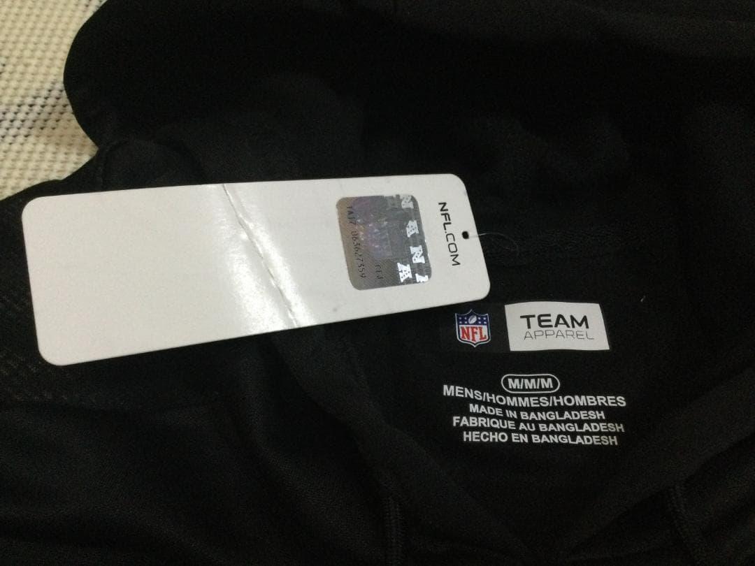 ラスベガス レイダース　LAS VEGAS RAIDERS パーカー　Mサイズ