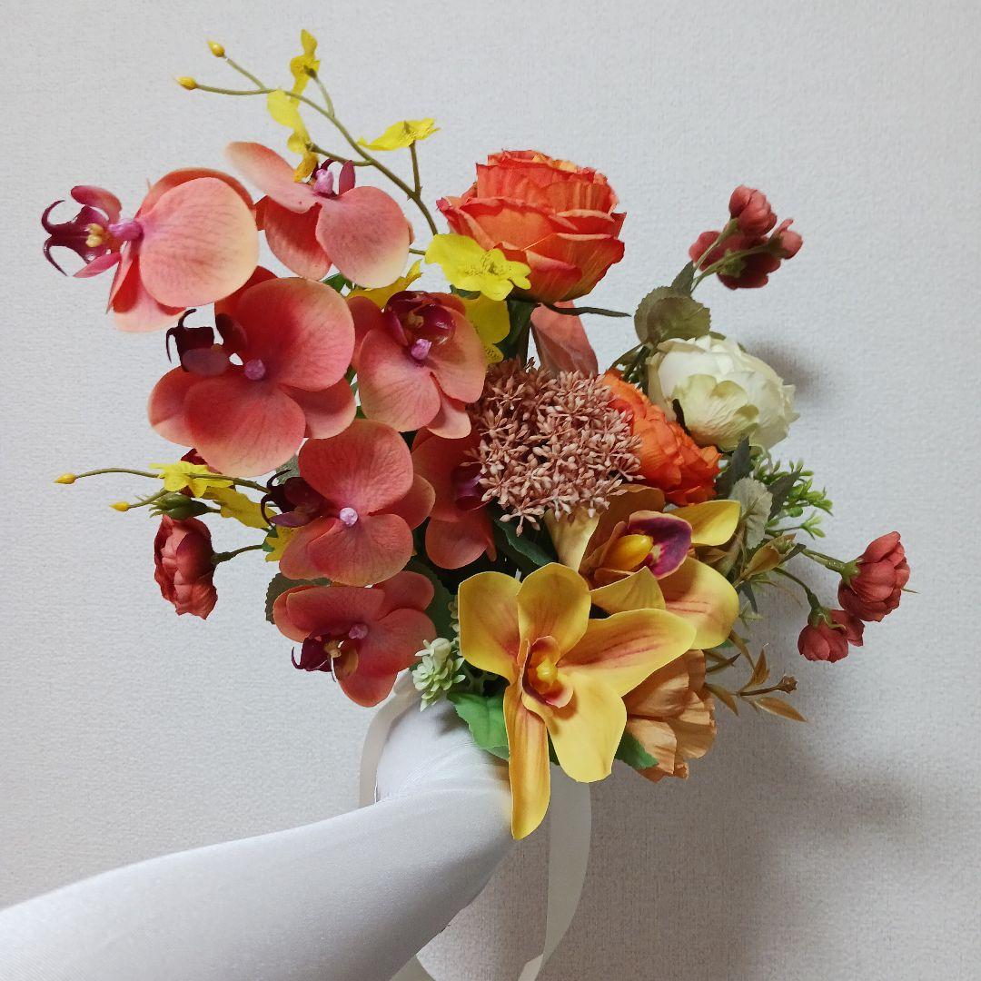 ウェディングブーケ　多彩な色合いの造花ブーケ　アーティシャルフラワーブーケ