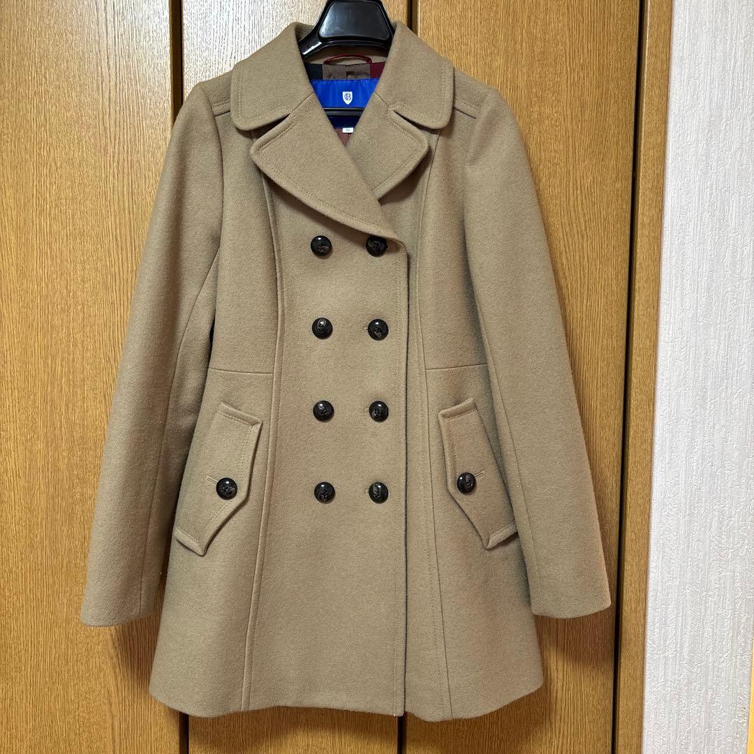 ブルーレーベルクレストブリッジベージュ ダブルブレスト コート ファー付き