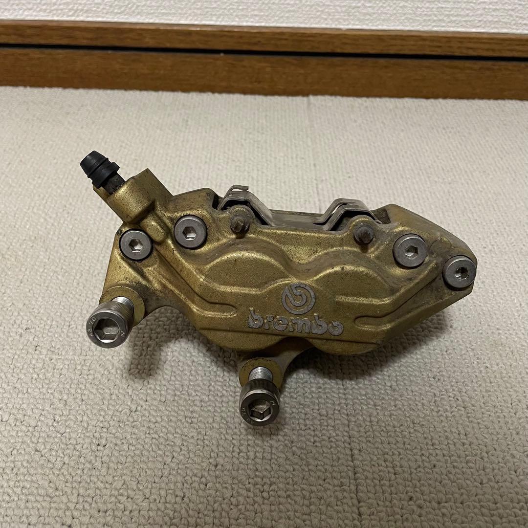 Brembo ブレーキキャリパー 65mmピッチ