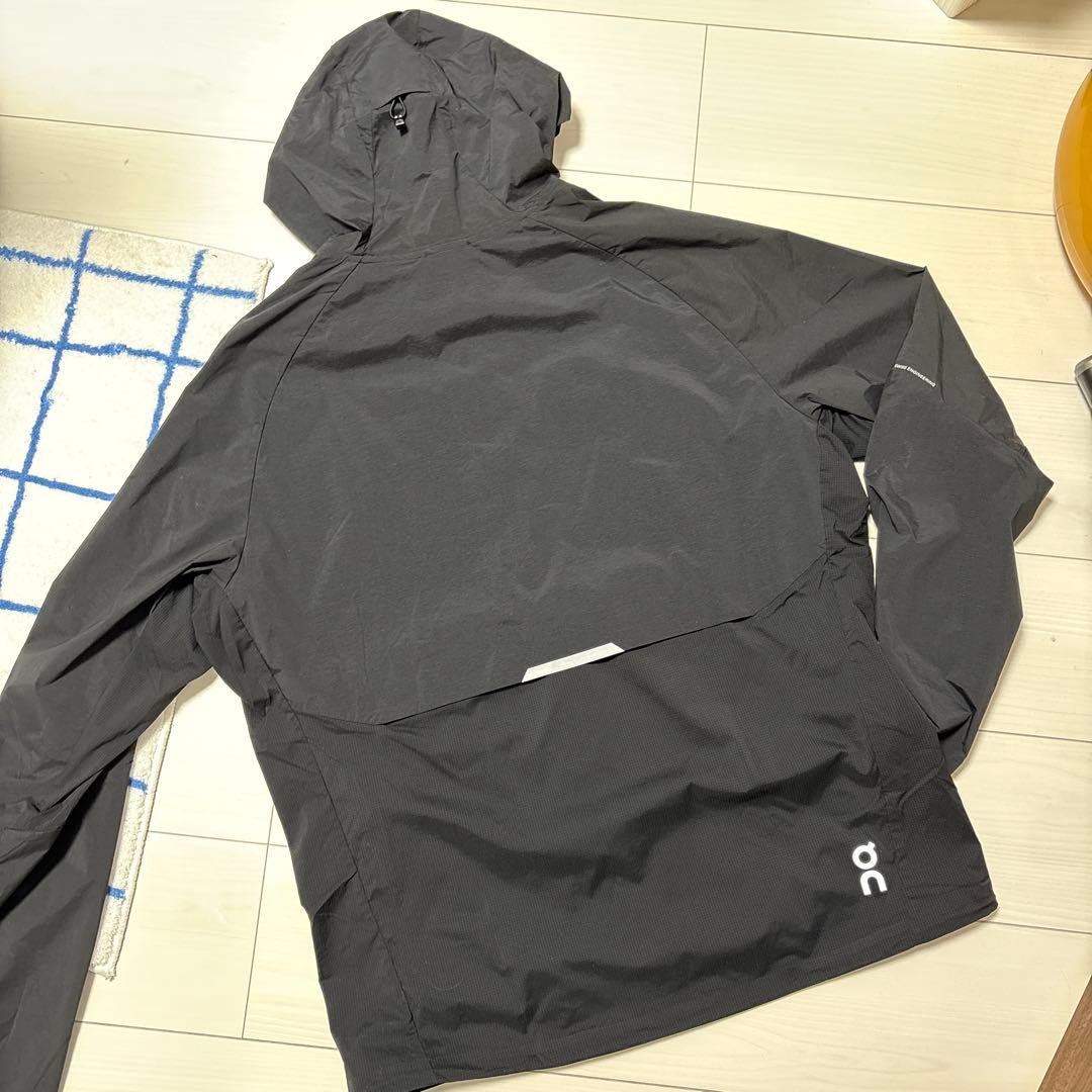 On Core jacket （M）