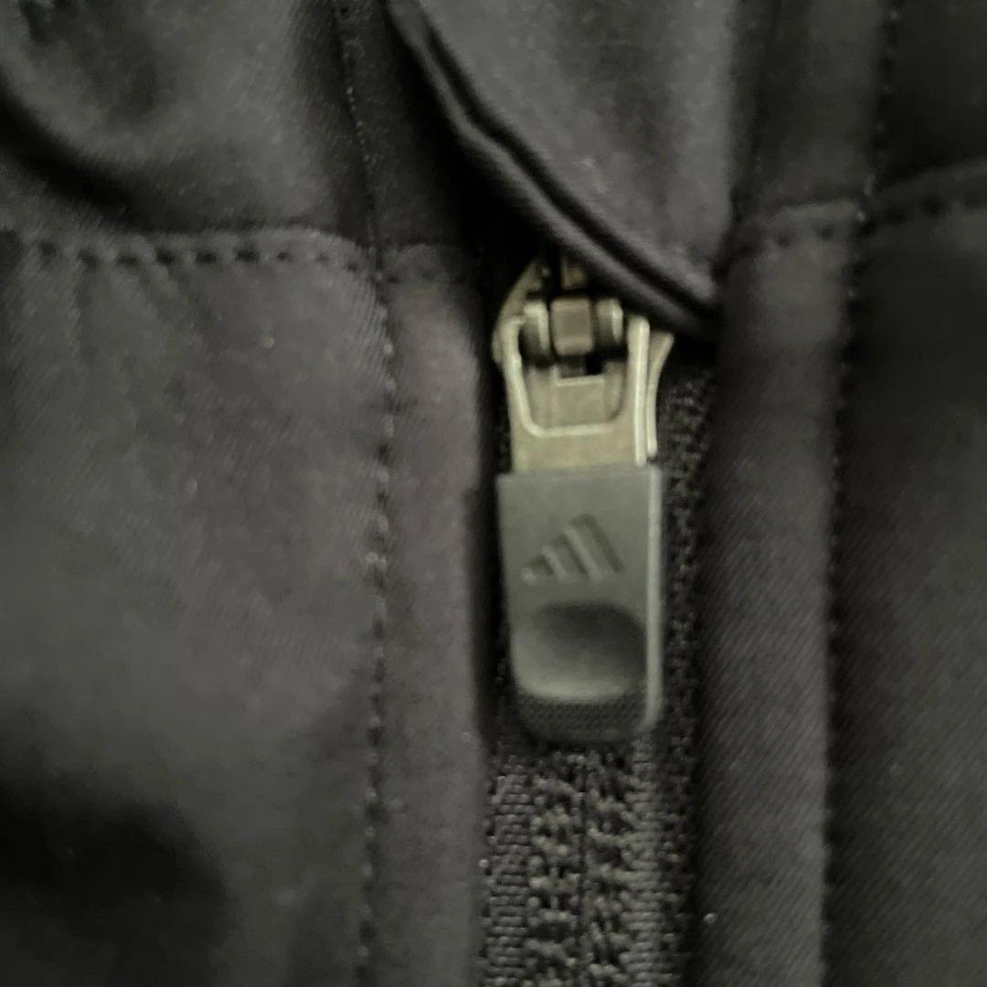 2025A/W adidas タグ付　試着のみ　サイズM