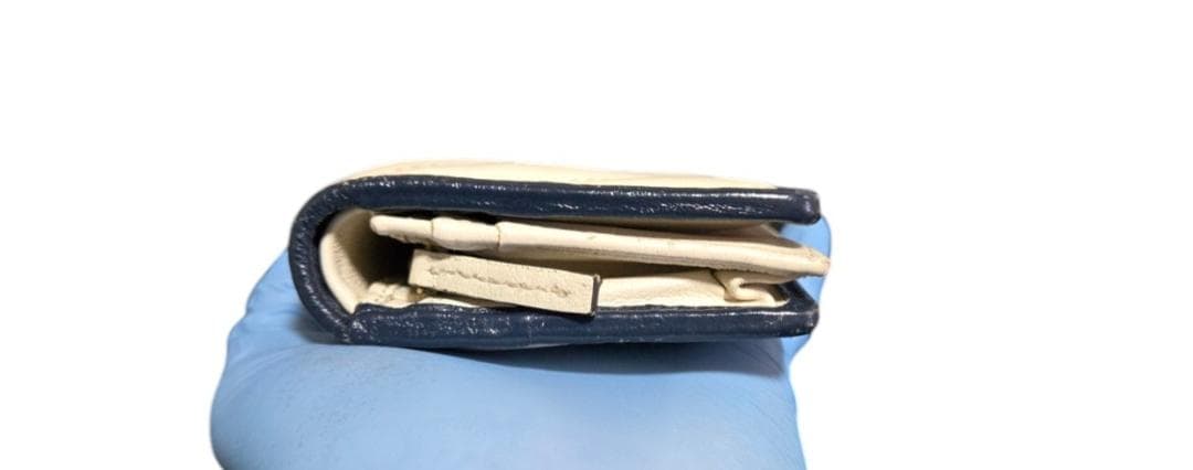 GUCCI マーモント　二つ折り財布　キルティング Wallet 573811