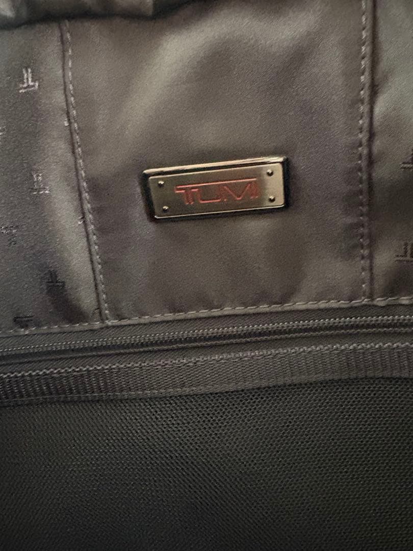 TUMI ブラックボストンバッグ 大容量