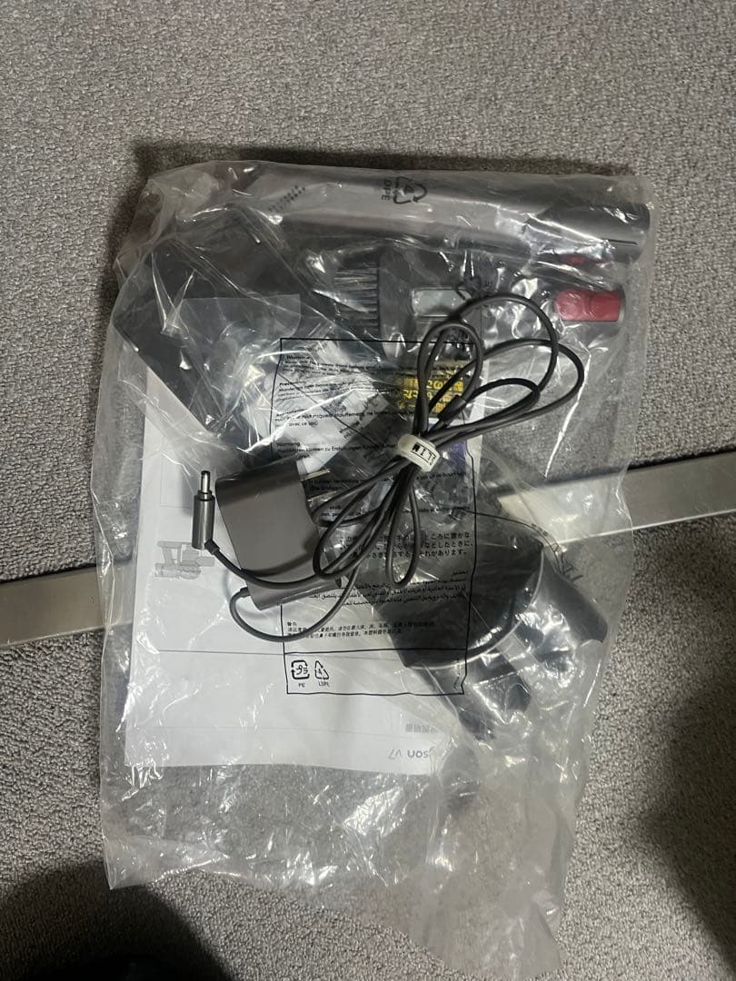 ダイソン　Dyson　V7　Slim　スティッククリーナー　掃除機