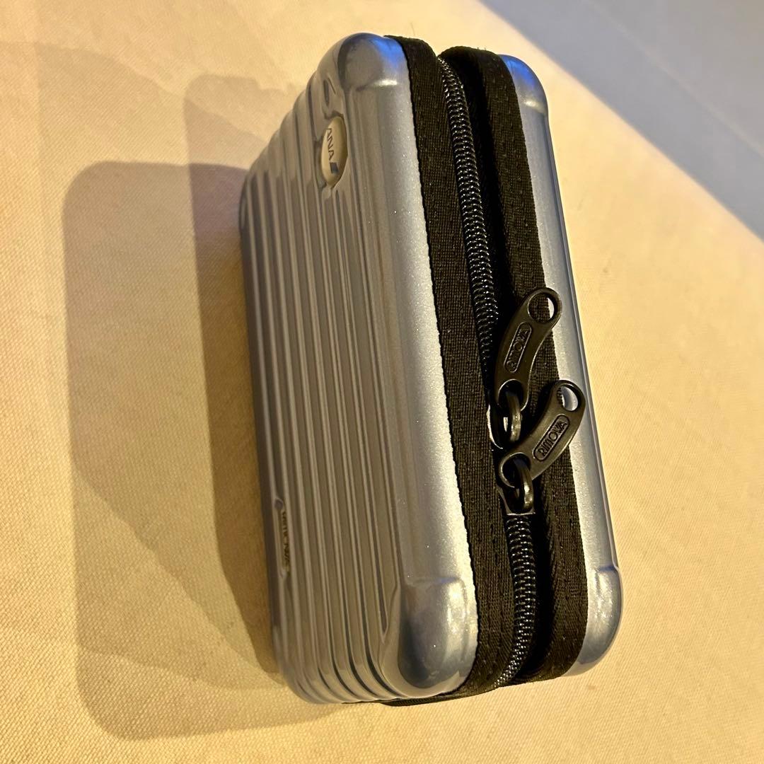 あ*こ様 ANA　RIMOWA シルバーブルー ポーチ