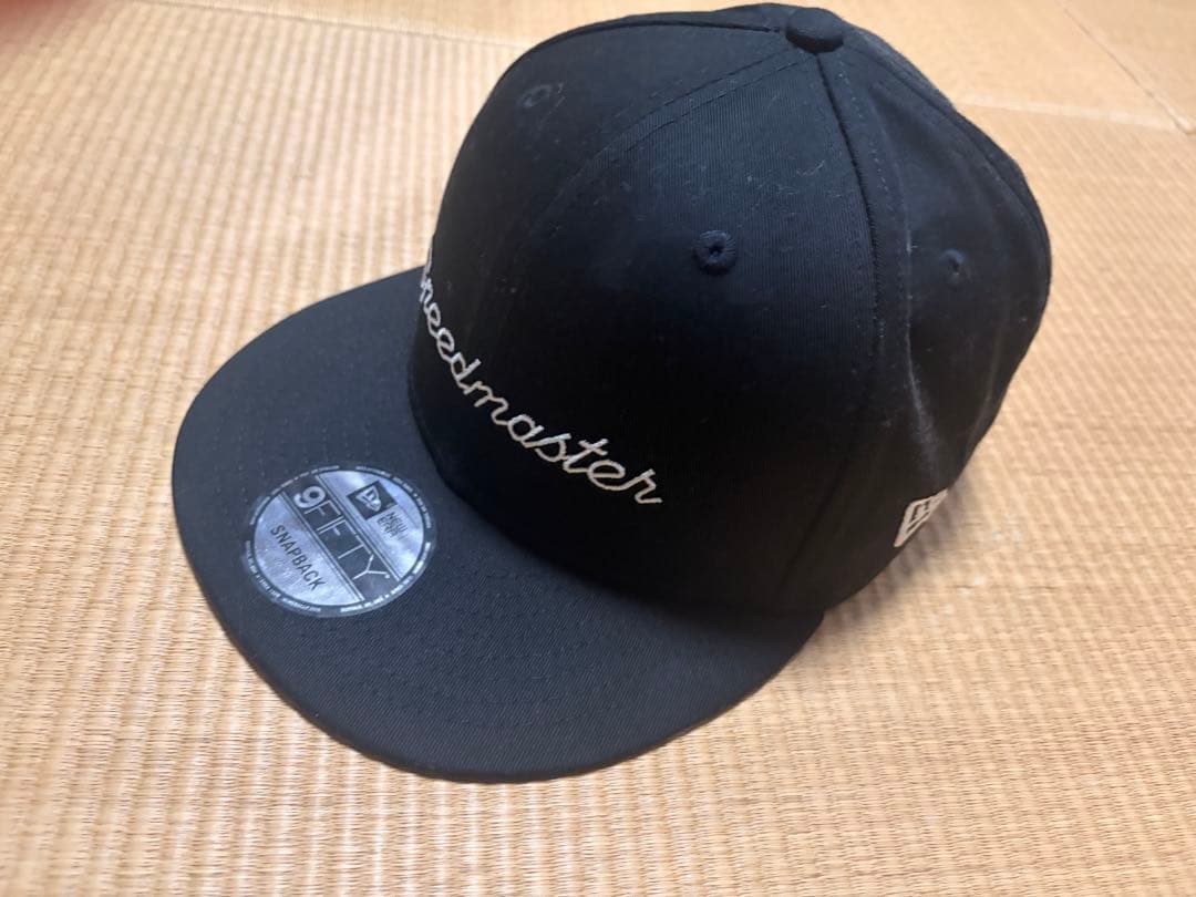 omega New Era Speedmaster ブラックキャップ
