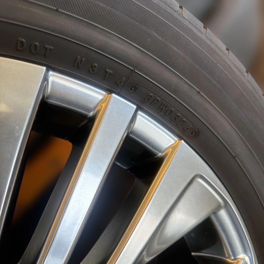 TOYOTA 80ハリアー 純正19インチ　ホイール　タイヤ付き　中古　1本