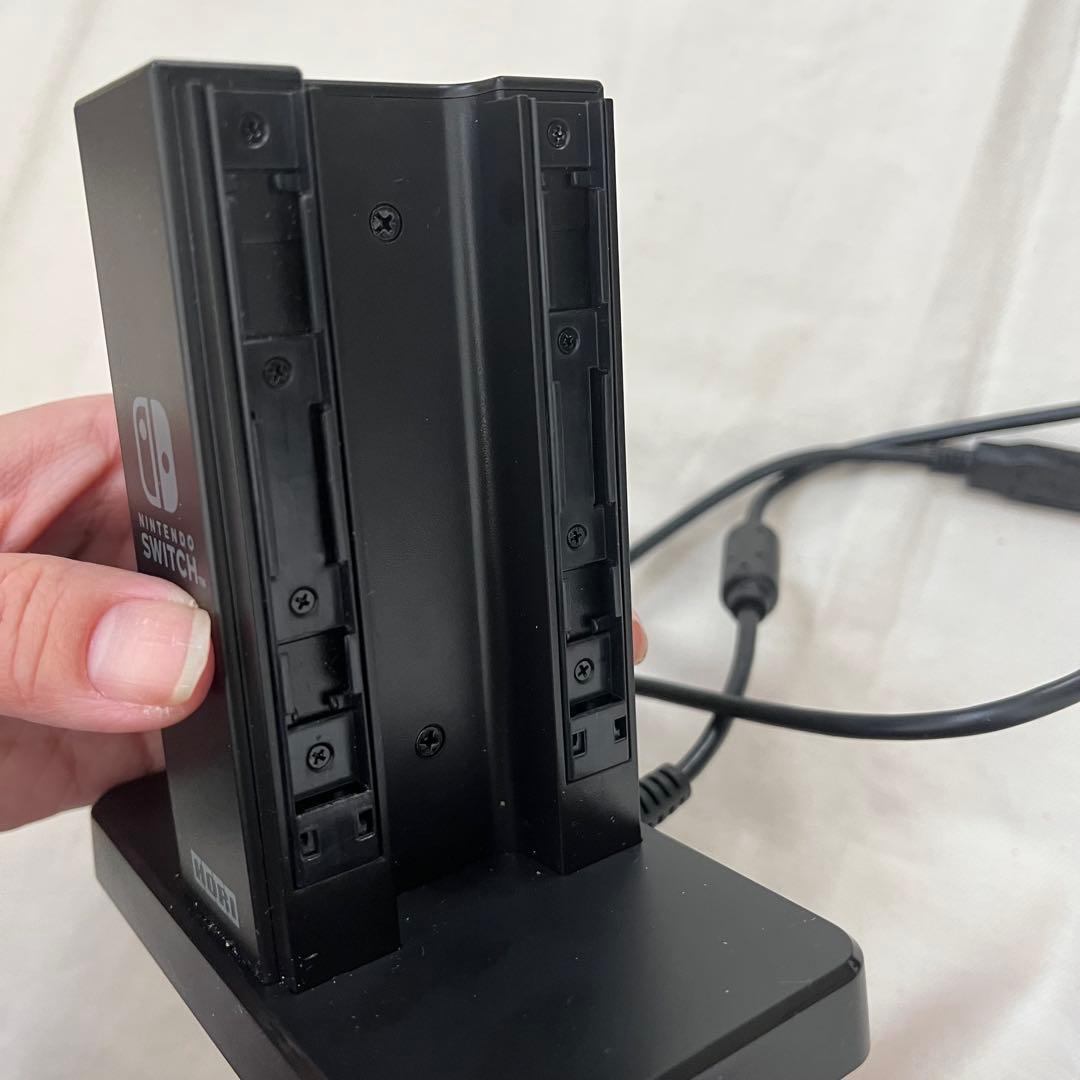 Switch 動作確認済Joy-Con充電器 3COINSコントローラー ケース