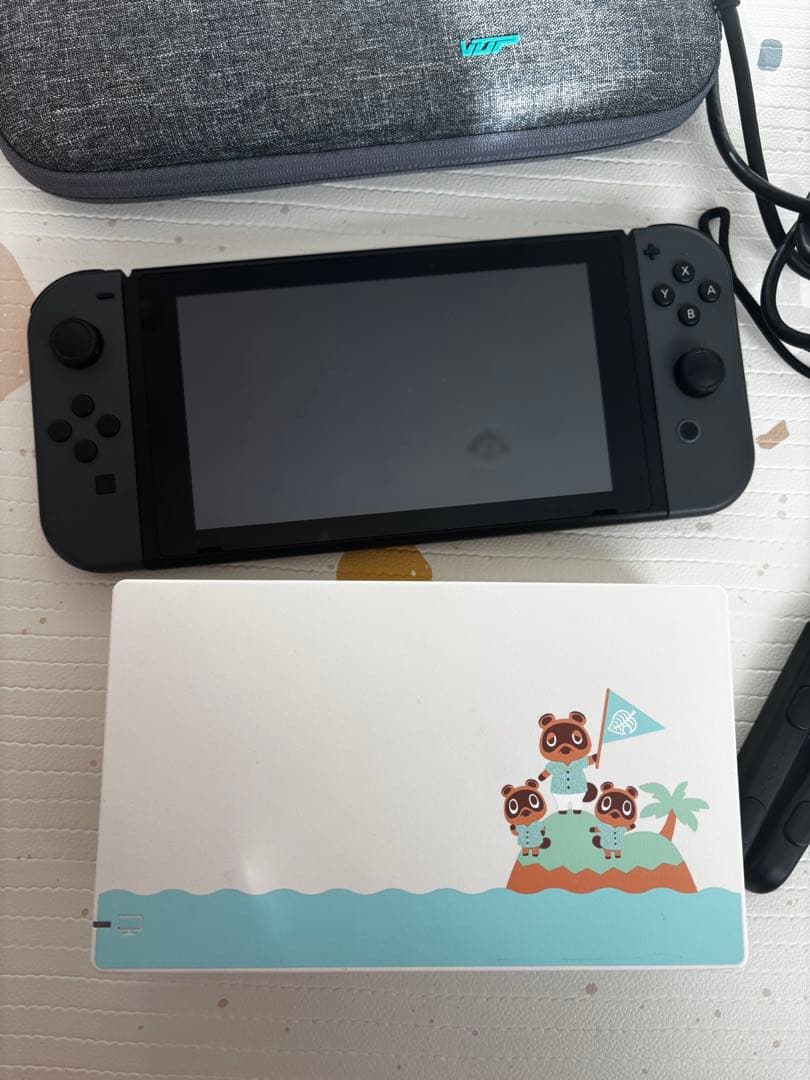 任天堂　Switch スイッチ　本体　あつ森