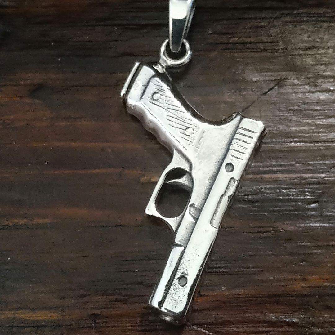 新品 銃　ピストル 925シルバー ペンダント
