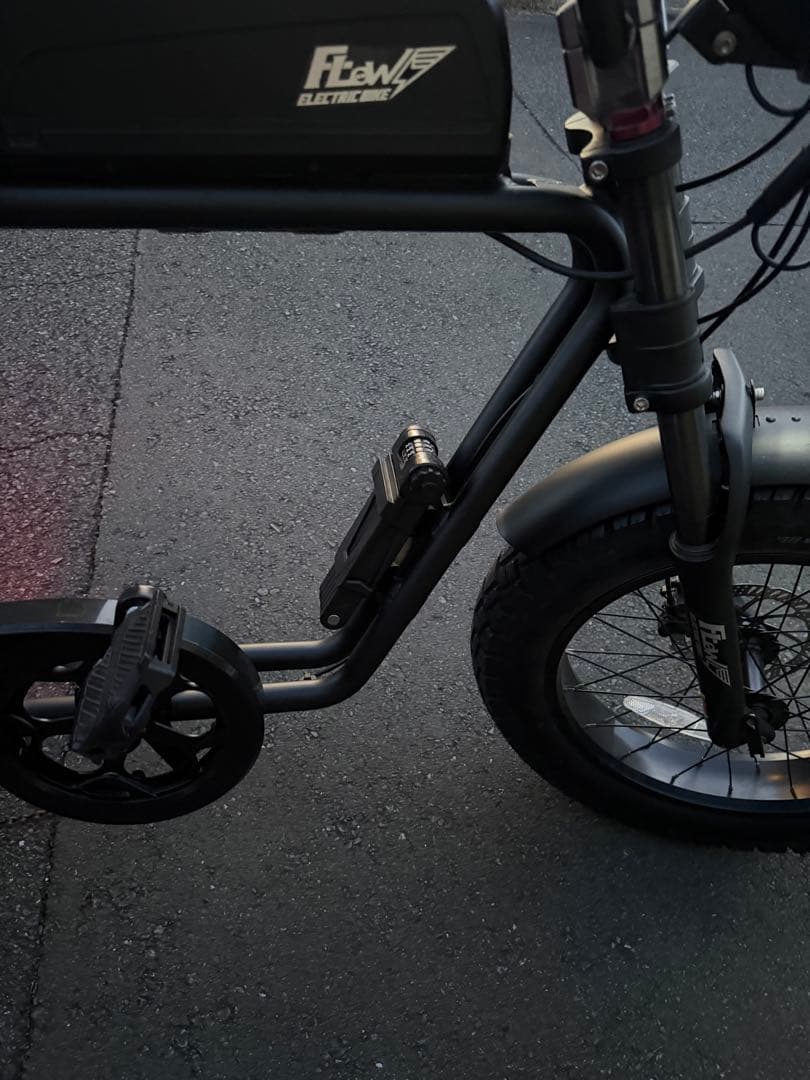 【走行114km】FLOW BIKE 電動アシスト自転車 e-bike 超美品