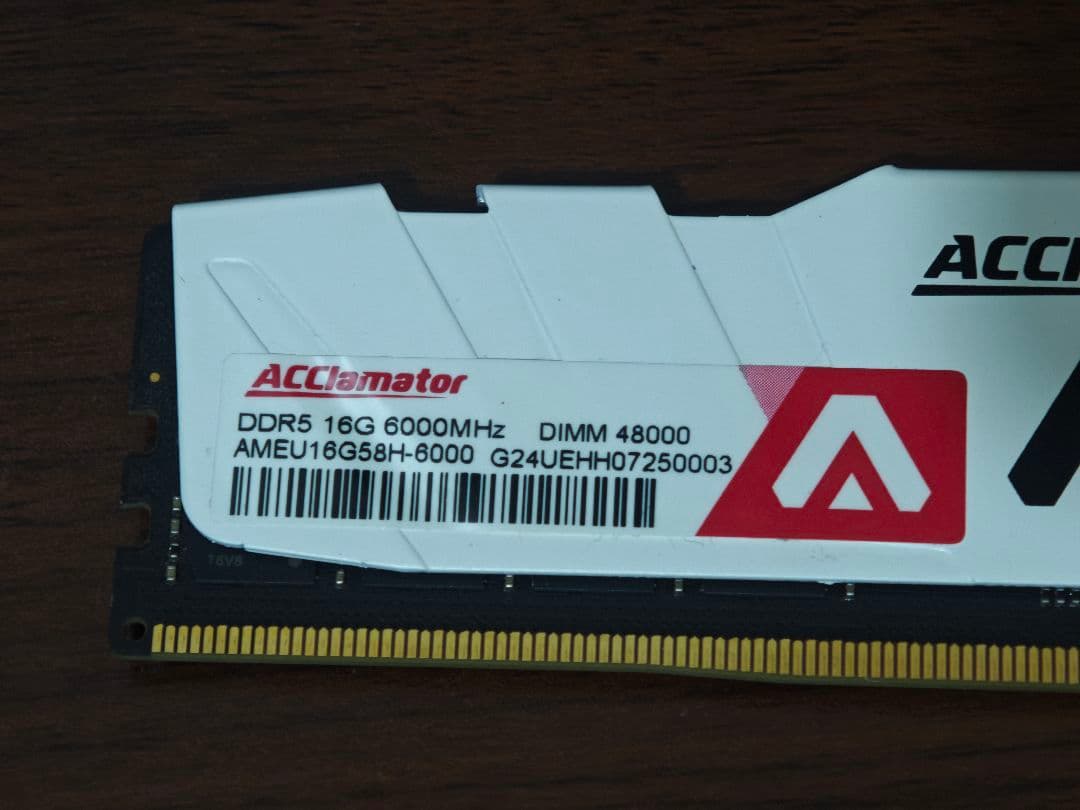 メモリー DDR5 16G 6000MHz