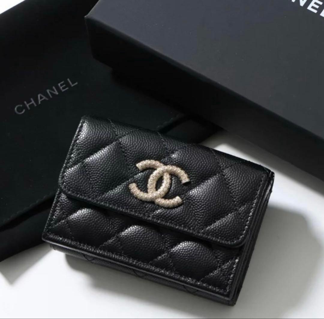 mi☆yaaa！シャネル　CHANEL 三つ折り財布　新品未使用
