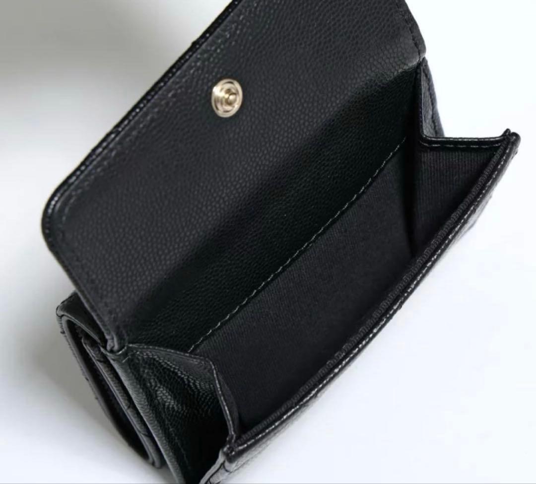 mi☆yaaa！シャネル　CHANEL 三つ折り財布　新品未使用