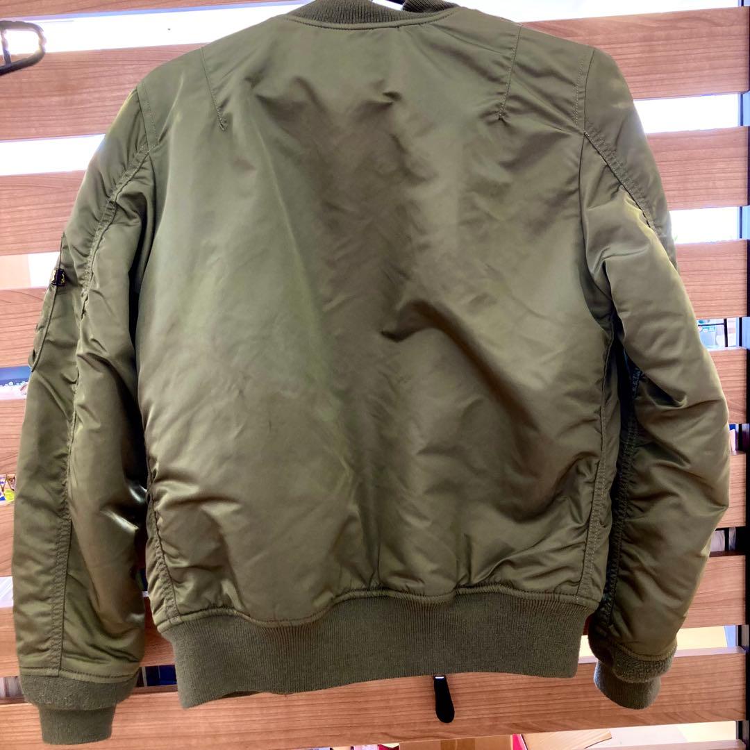 ALPHA INDUSTRIES(アルファインダストリーズ)MA-1ジャケット