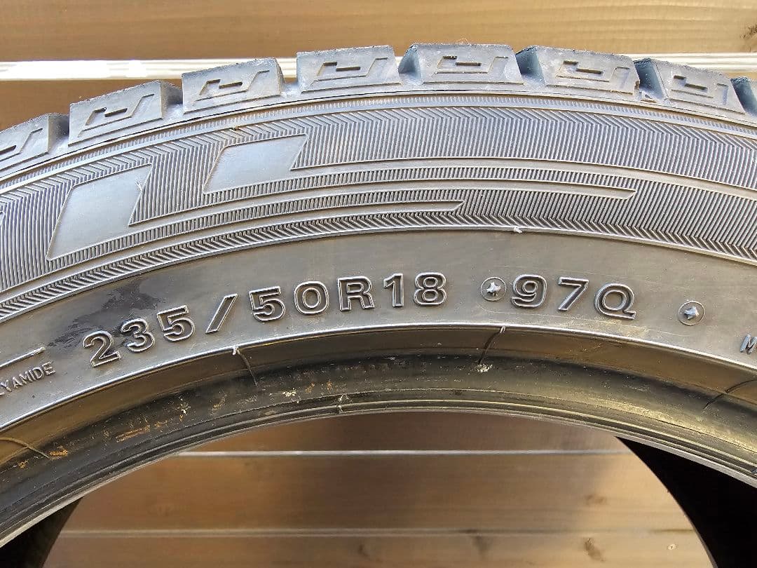 ② 2023年製 235/50R18 WM03 スタッドレスタイヤ