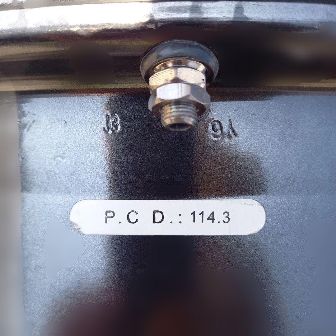 PIAA 18インチ シルバーメッシュホイール ( 4個)