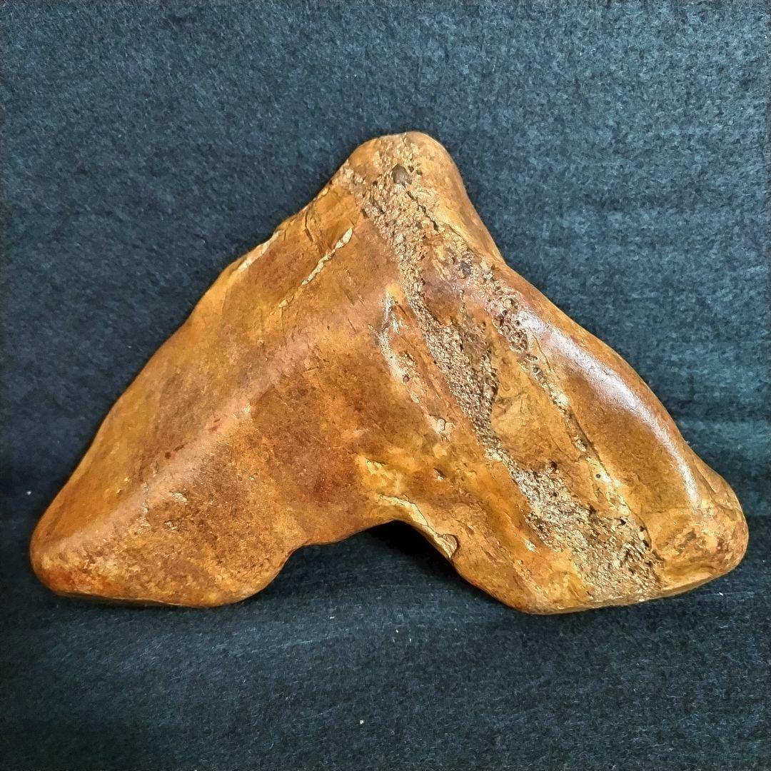 黄金　神居古潭石　カムイコタンセキ　かむいこたんせき　北海道　ゴールデンカムイ