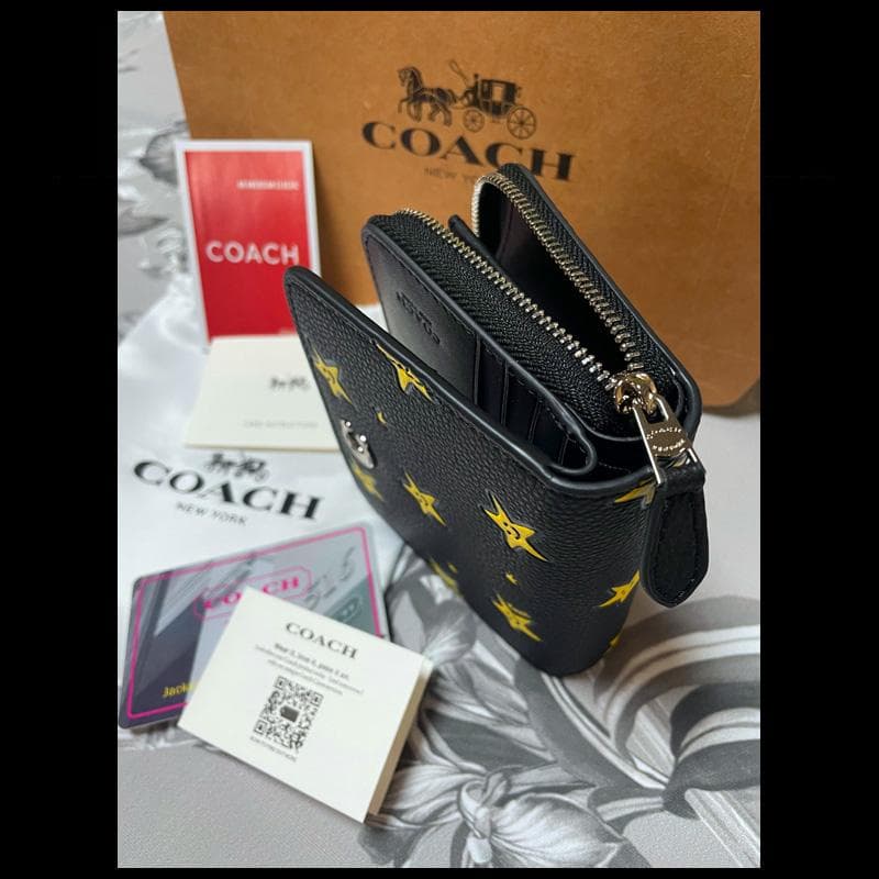 ■COACH コーチ　二つ折り財布　★スター　ブラック　■新品未使用■