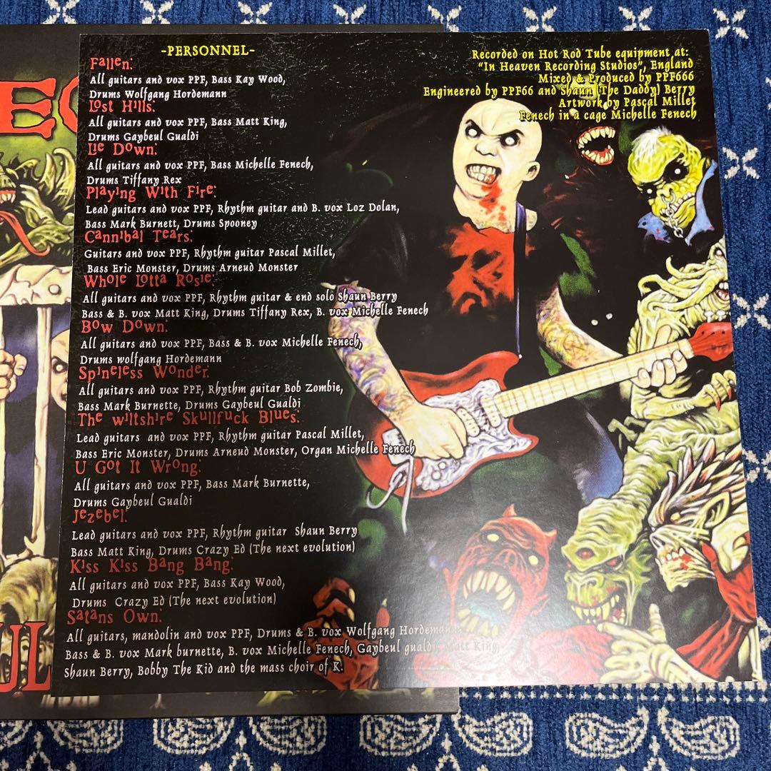 白盤　P. Paul Fenech サイコビリー ロカビリー パンク ネオロカ