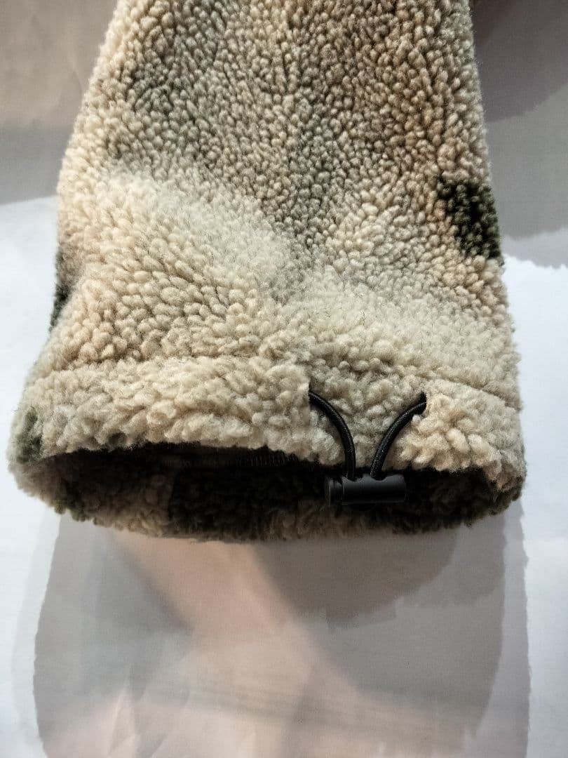 新品　ESSENTIALS　パンツ　フリース　迷彩　エッセンシャルズ　Ｓ