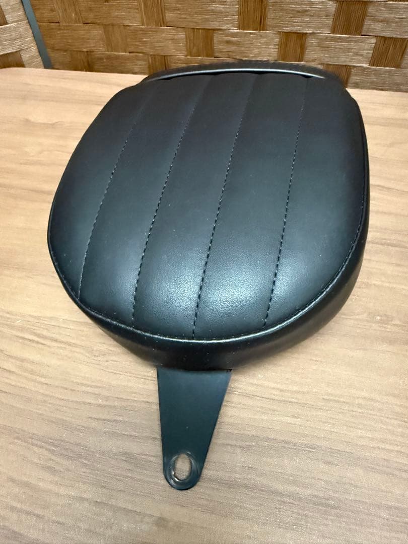ピリオンシート　パッセンジャー　ソフテイル　FXBB FXBBS FXST m8