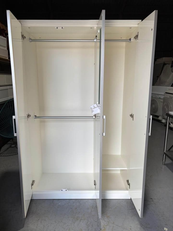 国産 共和産業 モダンワードローブ 洋服箪笥 幅113cm Used/美品