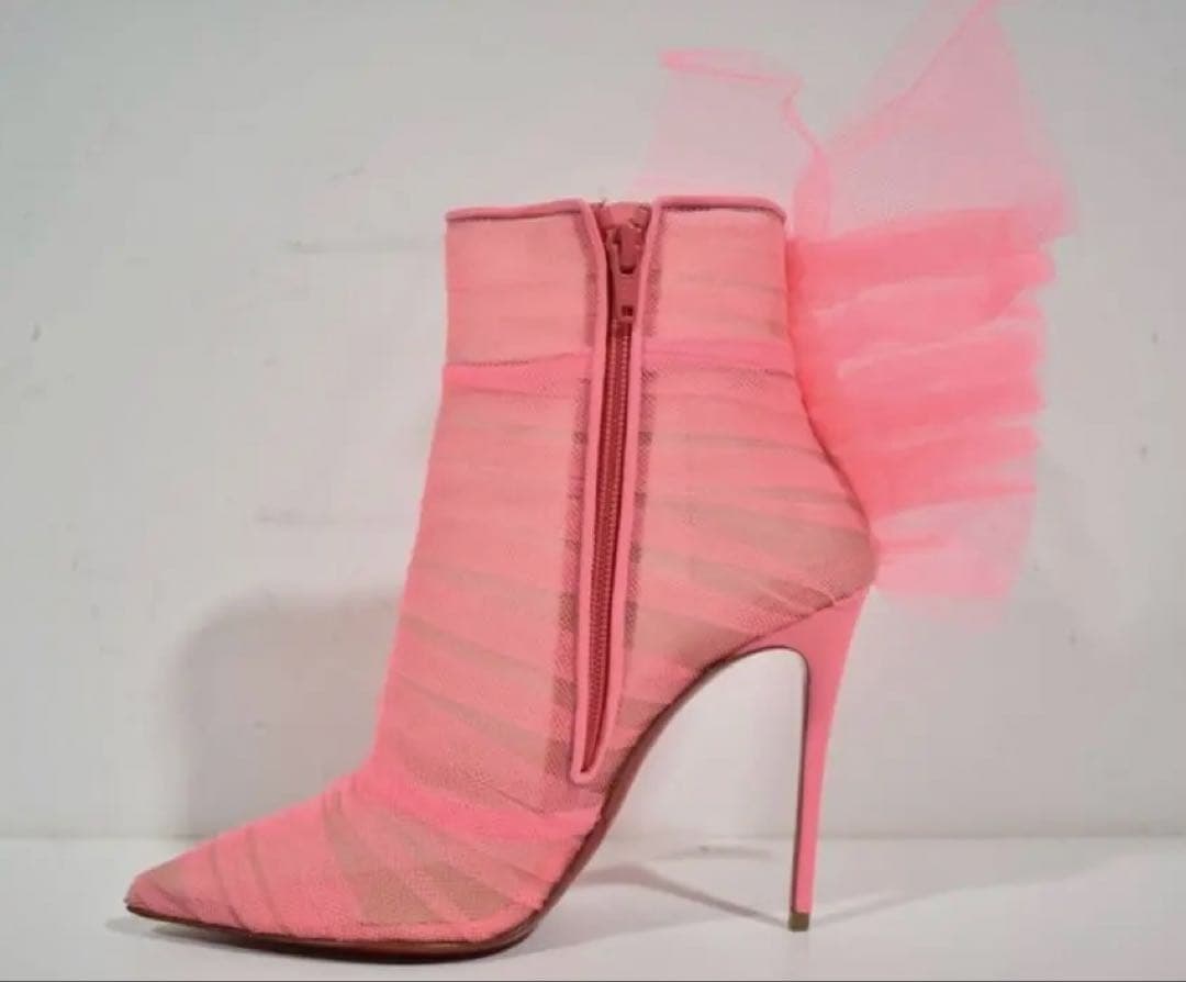 Christian Louboutin Libellibooty ピンク