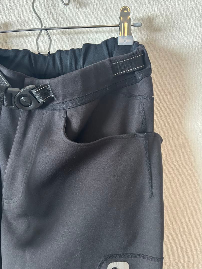 アンドワンダー ストレッチシェルパンツ
