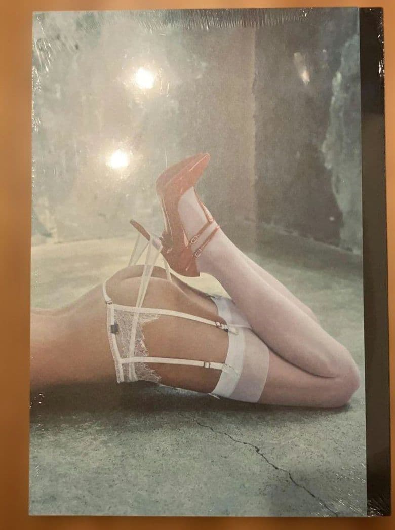 【新品未開封】片山萌美写真集「Ｍ」★特典生写真付き★1990冊数量限定販売