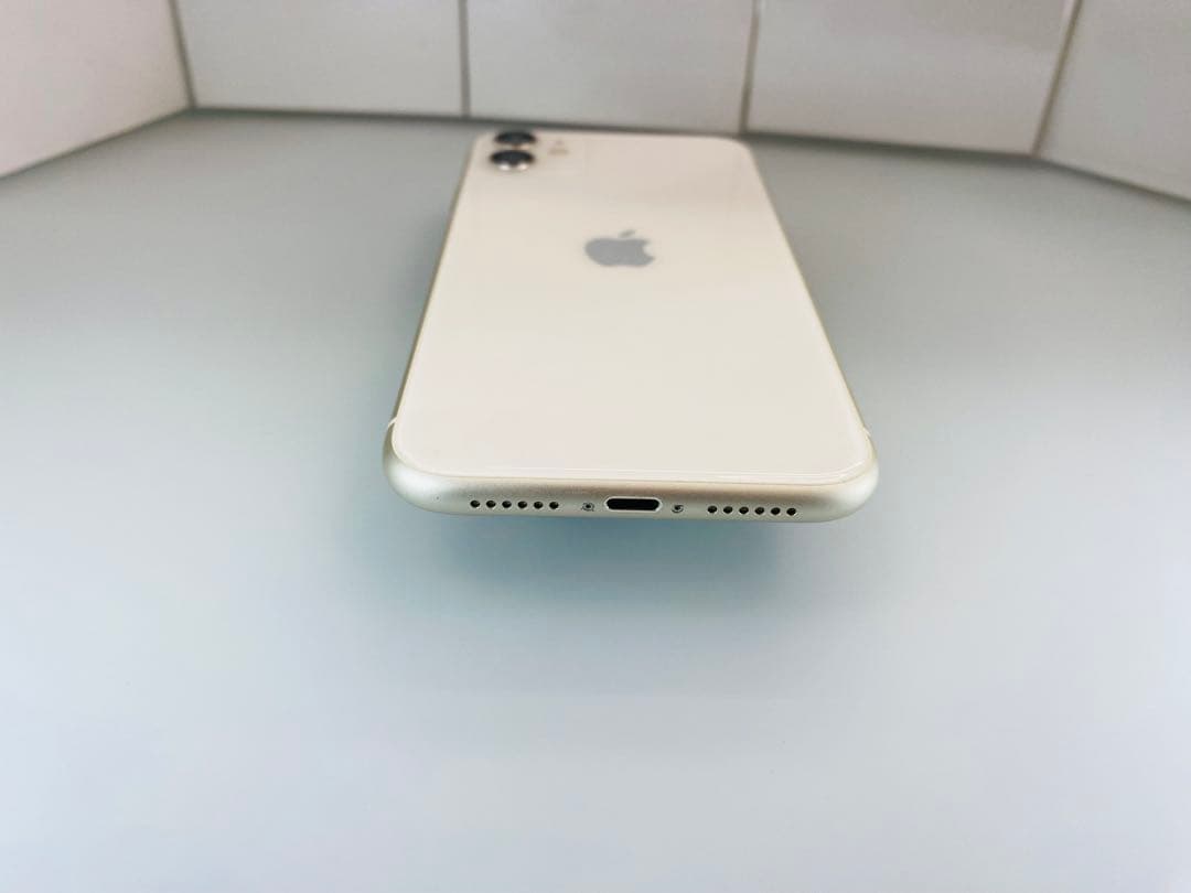 スマートフォン本体 iPhone 11 white 128GB