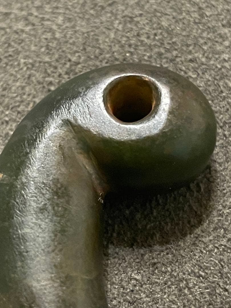 出土　古墳時代　石製勾玉　翡翠　琉球型勾玉