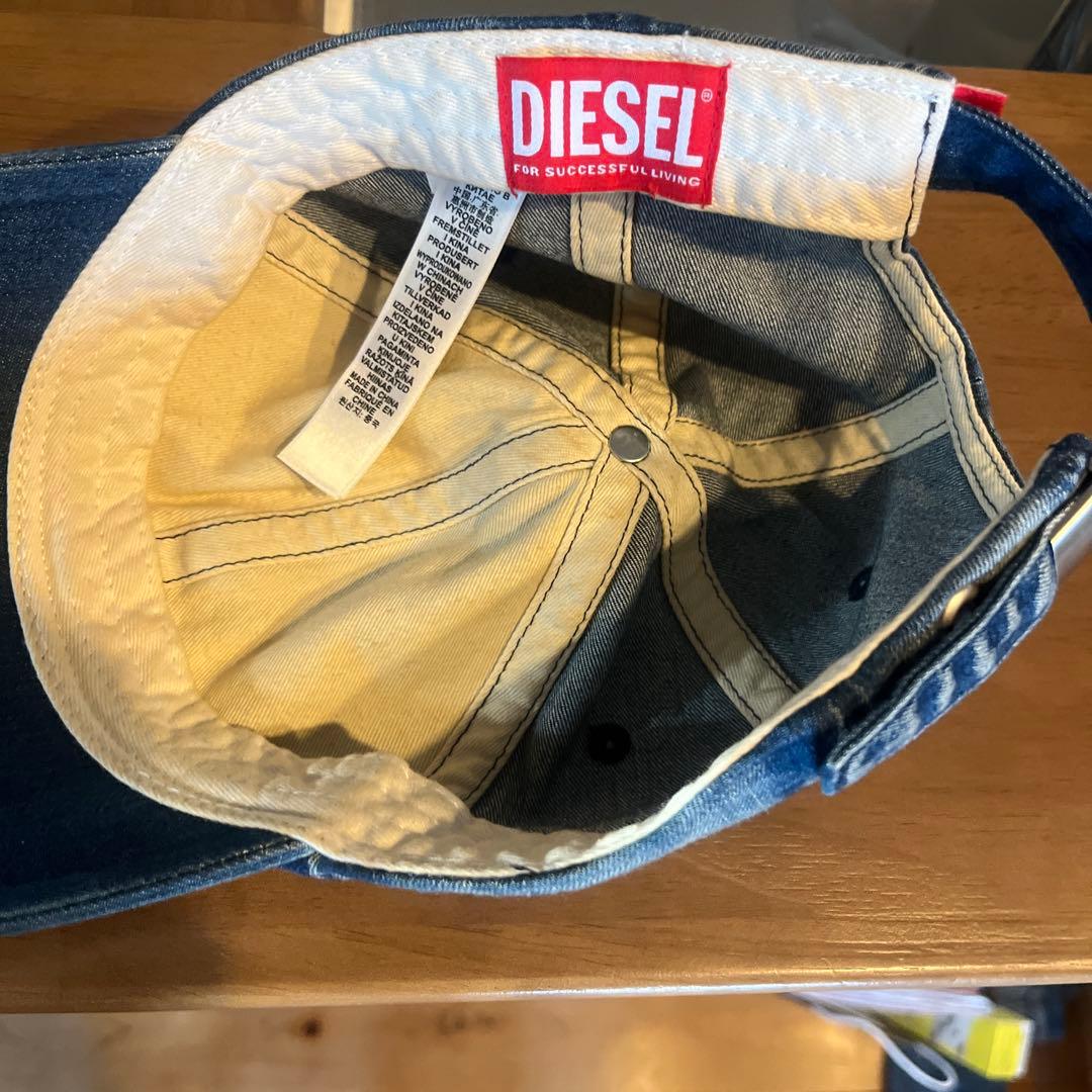 DIESEL デニムキャップ 赤ロゴ