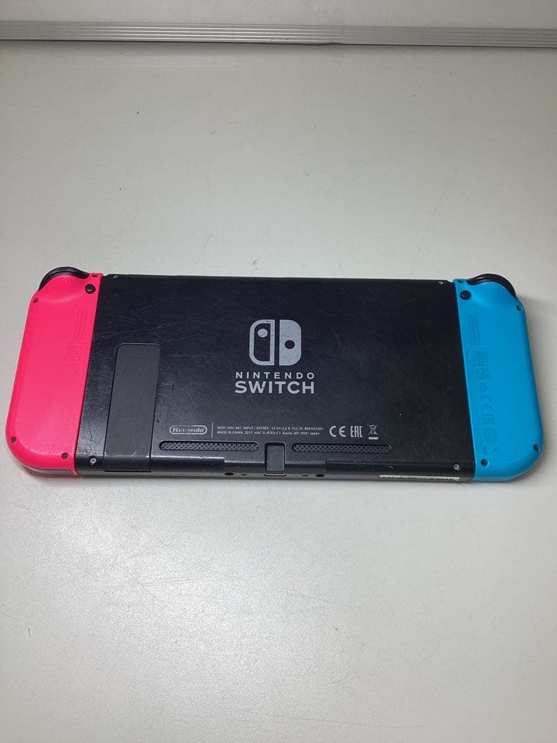 t*o様 Nintendo Switch 本体 青とピンクのJoy-Con 稼働