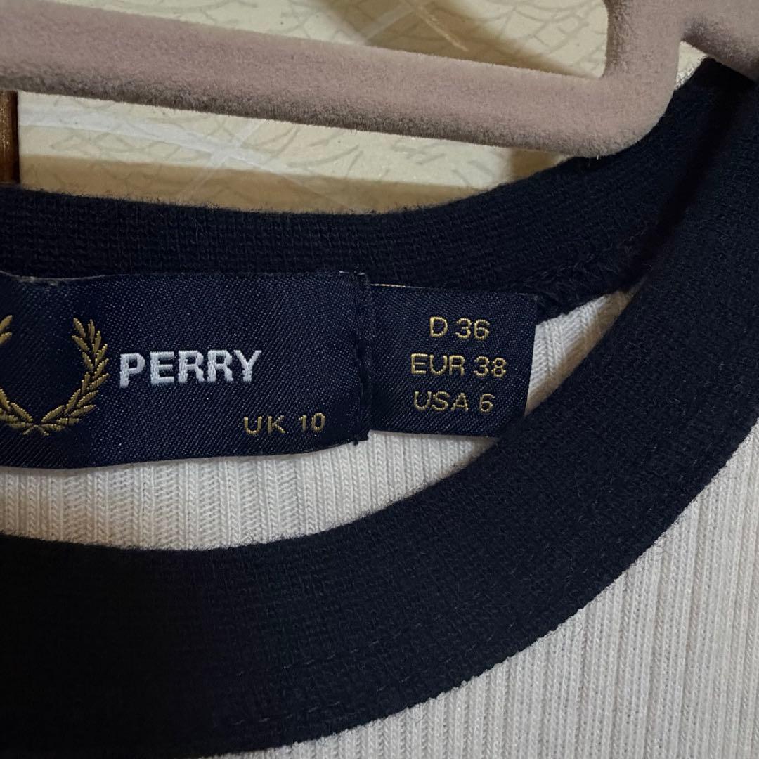 FRED PERRY 別注 ランダムリブ ワンポイントロゴ刺繍 リンガーTシャツ