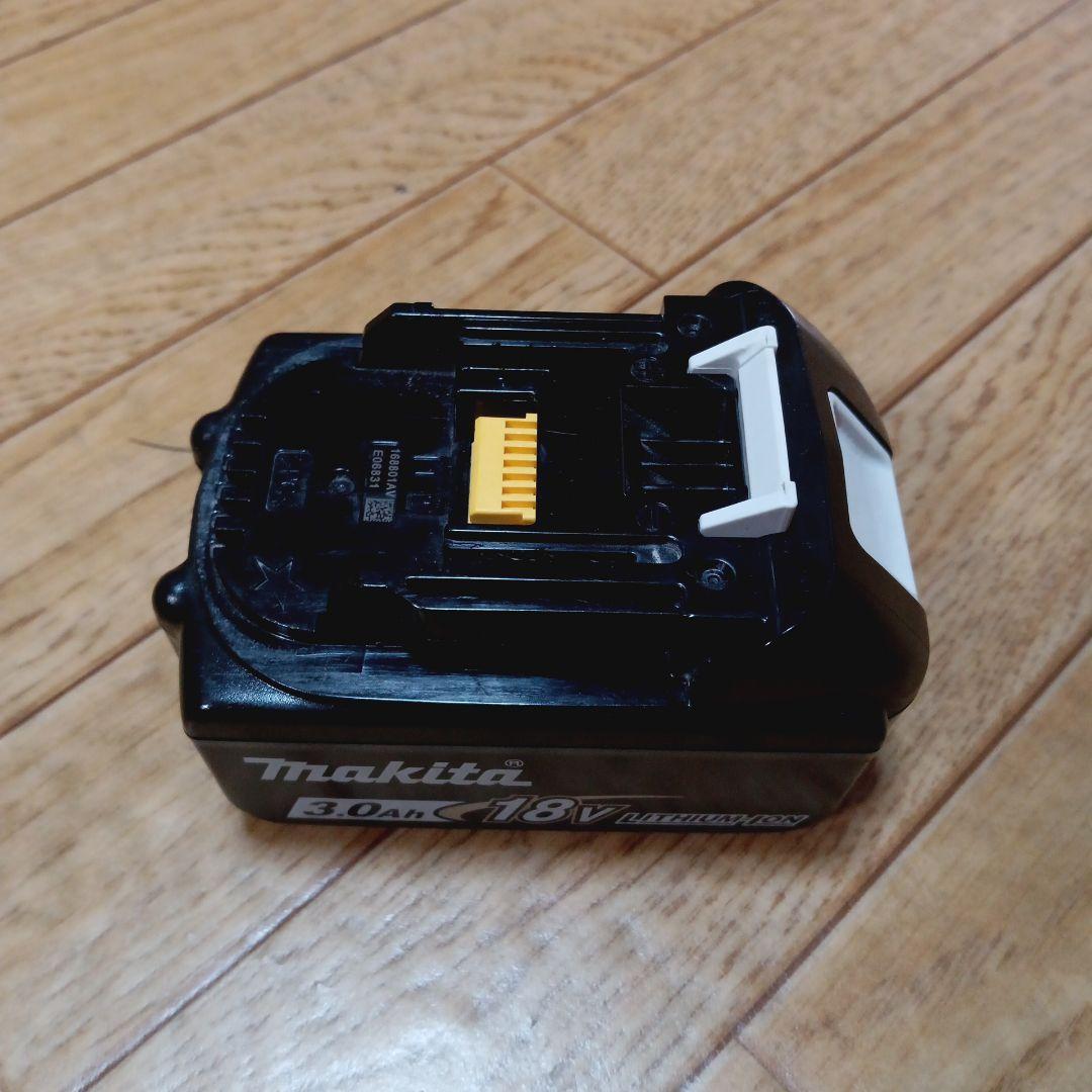 マキタ18V充電式クリーナ CL181FD 純正バッテリー、純正急速充電器　他付