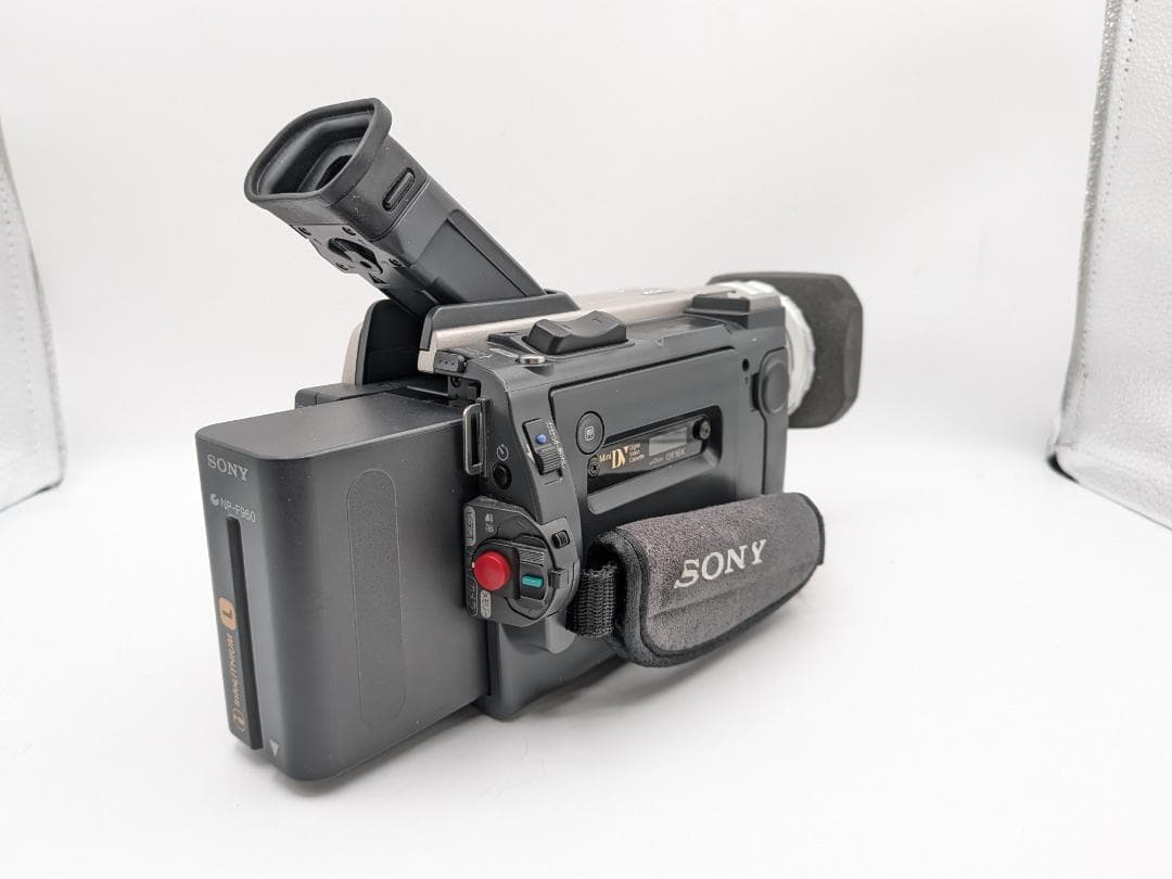 【3CCDの名機 】Sony DCR-TRV900 MiniDVカメラ