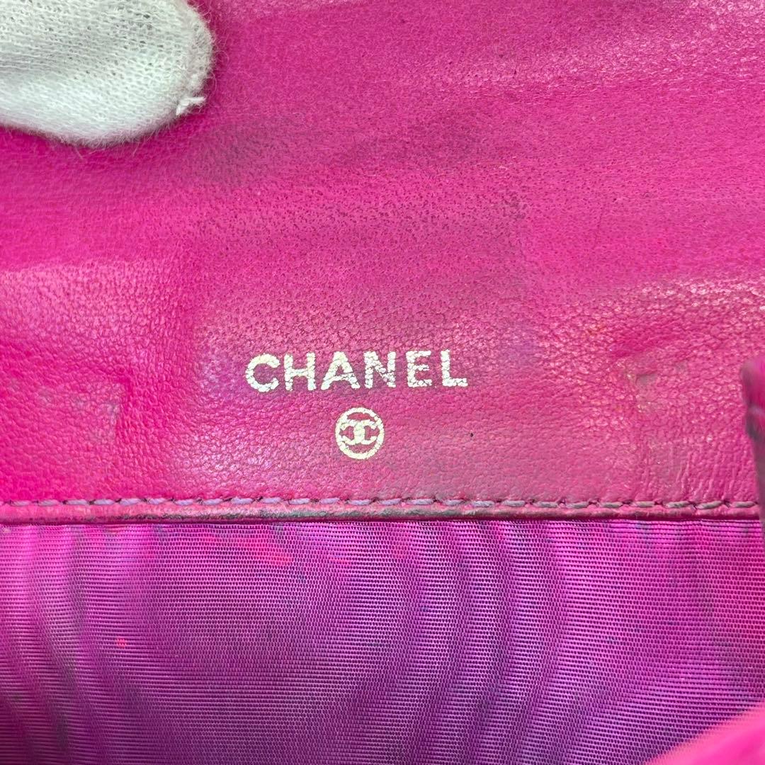 CHANEL 二つ折り財布 デカココマーク キャビアスキン ピンク Wホック