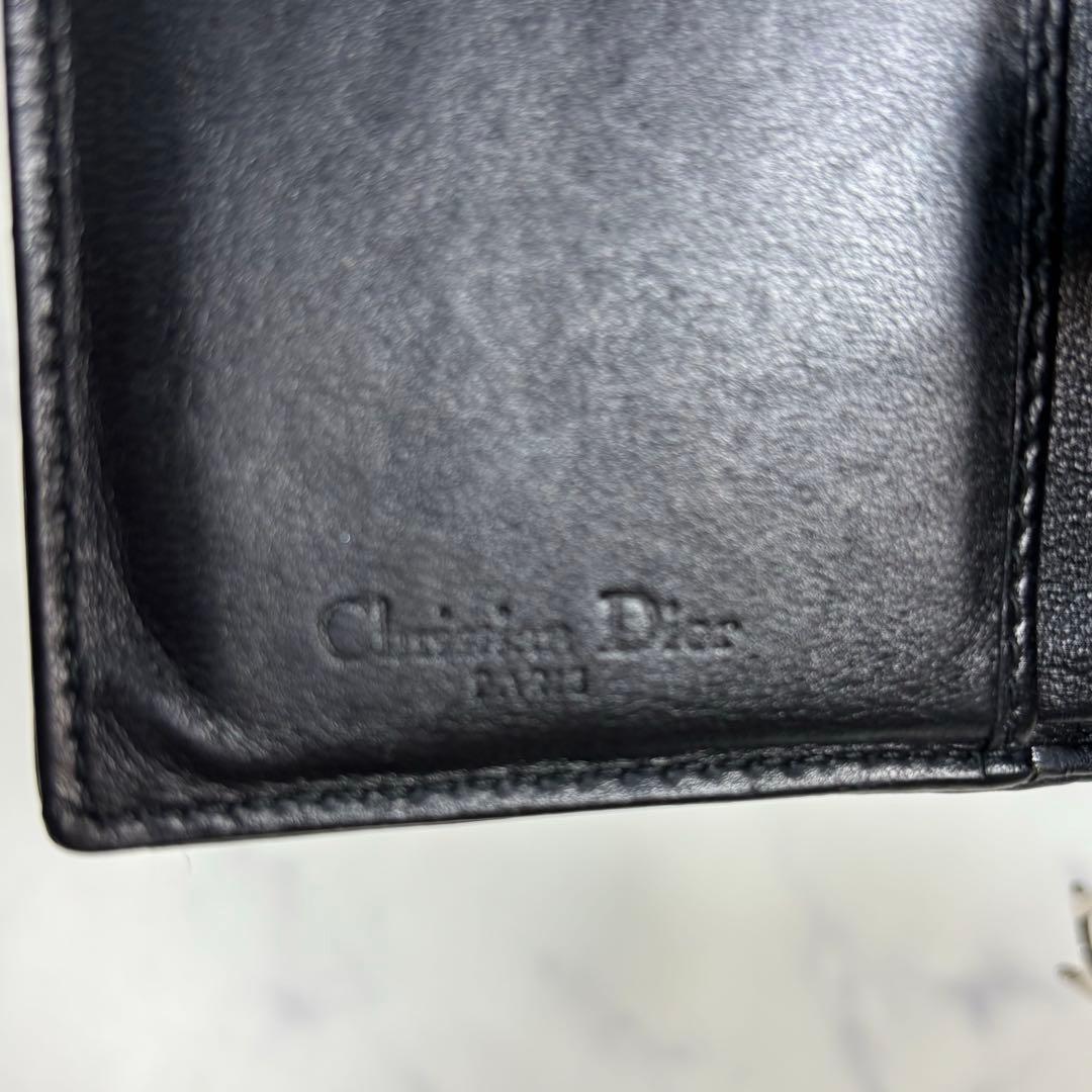 Christian Diorレディディオール カナージュ 二つ折り財布 チャーム