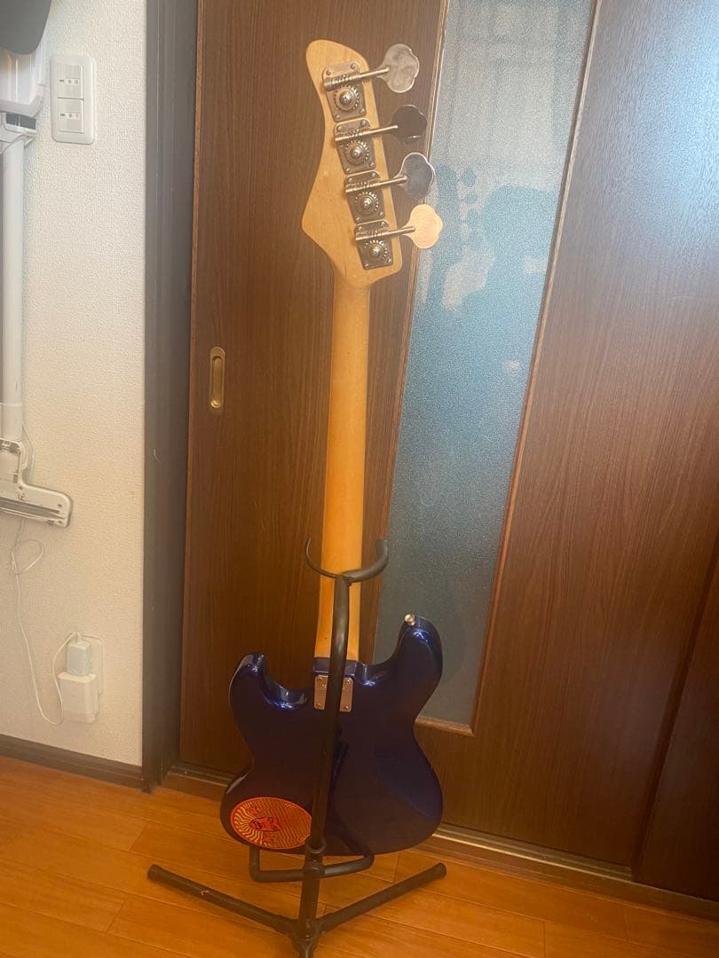 Fernandes エレキベース ブルー