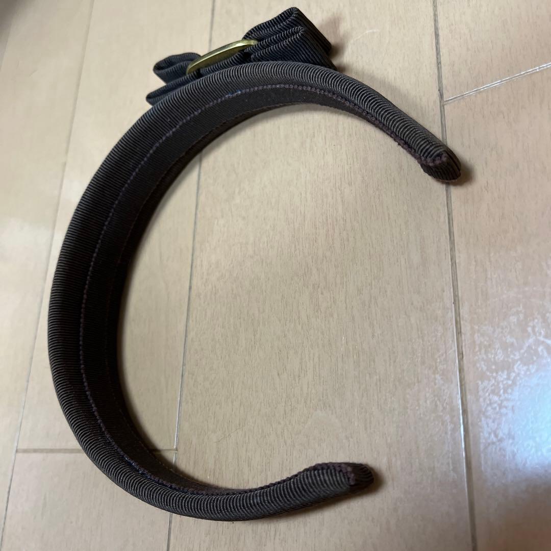 フェラガモ カチューシャ　ブラウン