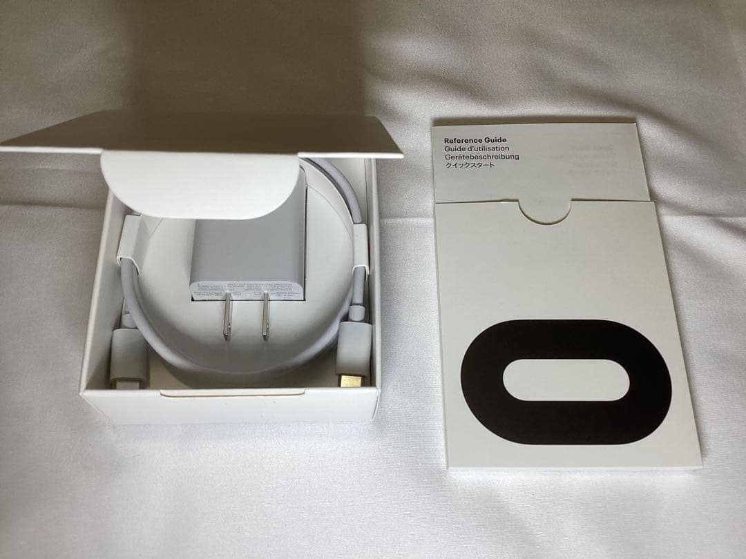  Quest 2 VRヘッドセット 64GB ジャンク　オマケ付き