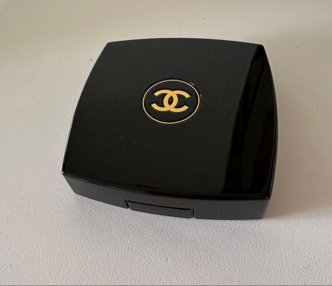 CHANEL 美品　レ シーニュ ドゥ シャネル 997 ローズ ルミエール