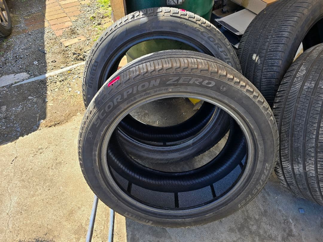 275/45r21 ピレリ　スコーピオンゼロ　オールシーズン　2021年製造