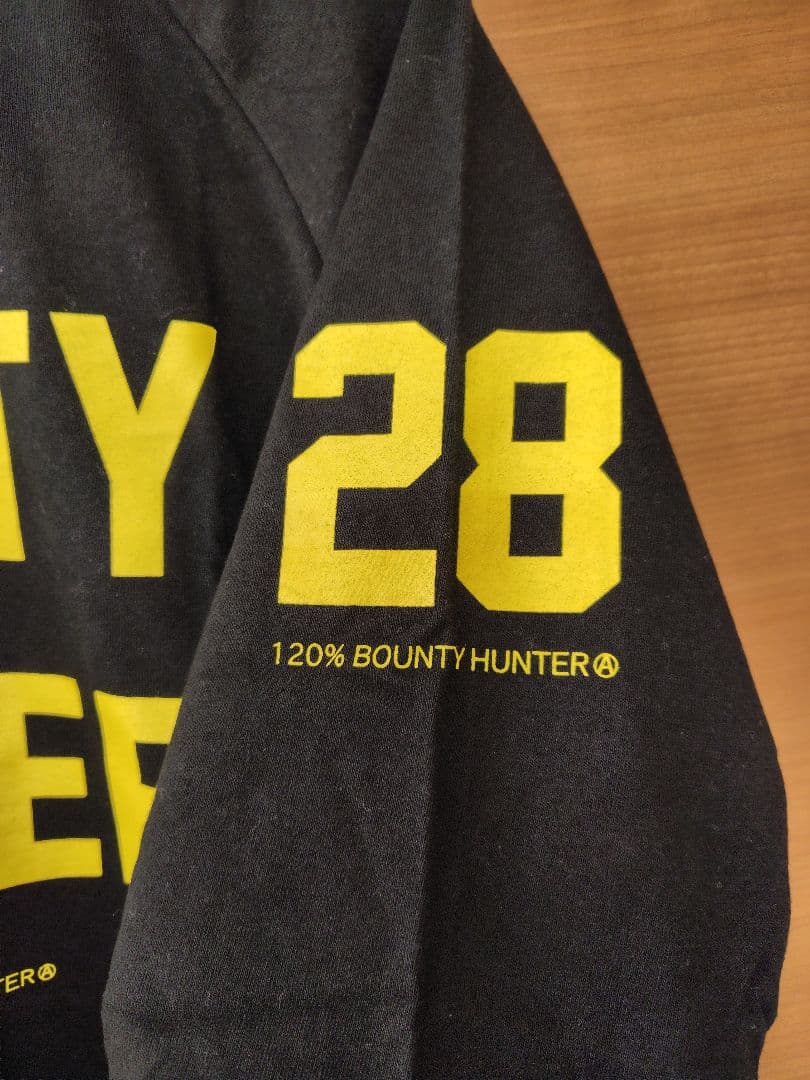 Bounty Hunter ラグランTシャツ ブラック×イエロー