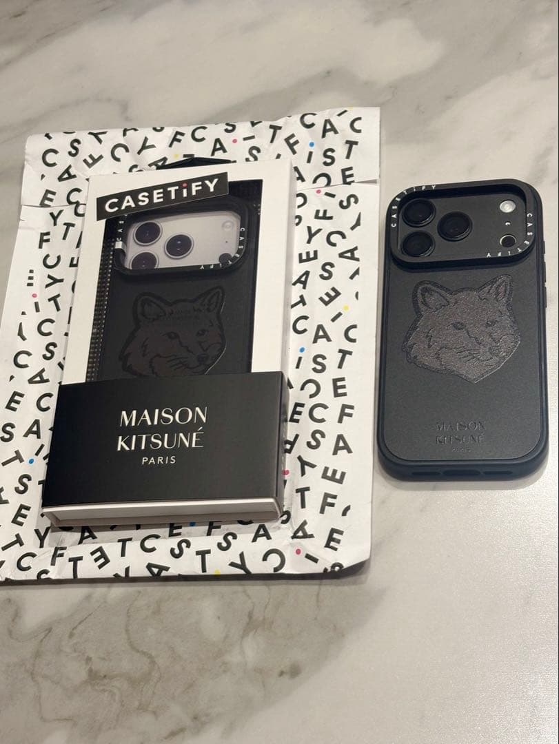 iPhoneアクセサリー iPhone17Pro Maison Kitsune casetify
