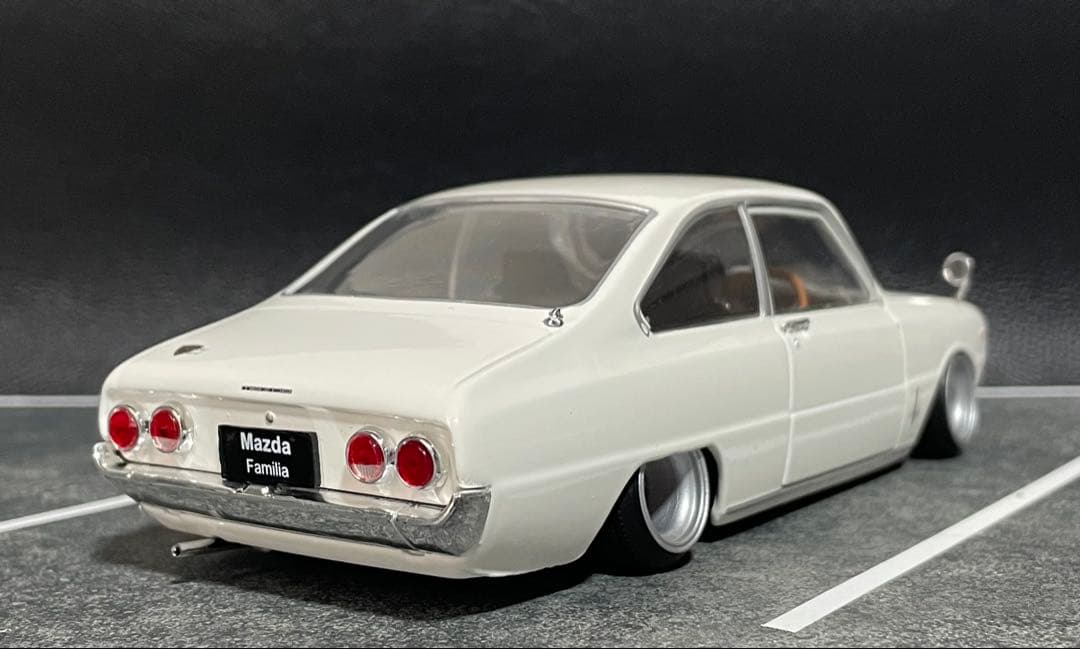 1/24 アシェット 国産名車 ファミリア ロータリークーペ改 カスタム 旧車