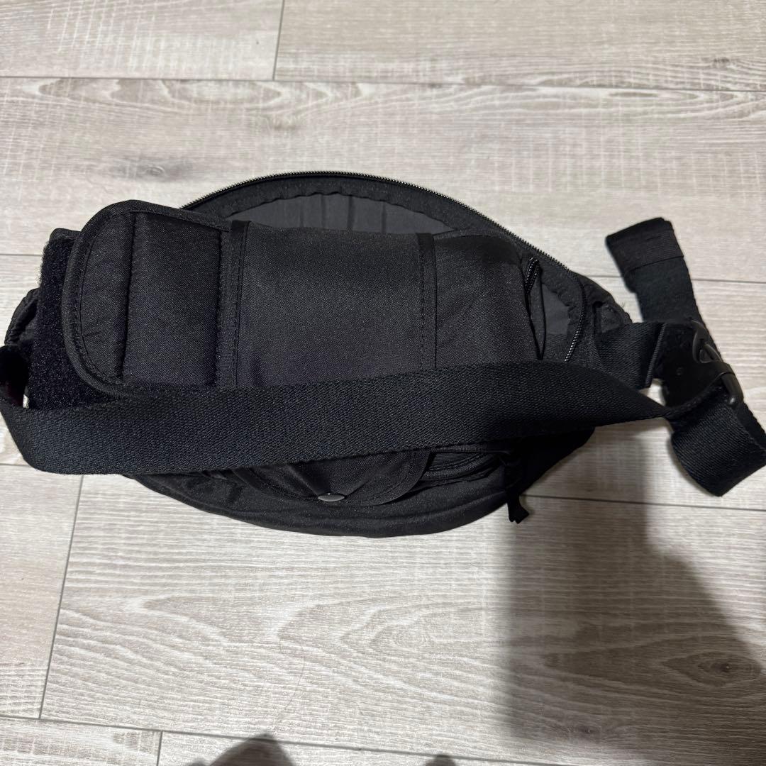 ヒップシートDaG3 黒 収納付き　抱っこ　ベビー用品　dag3
