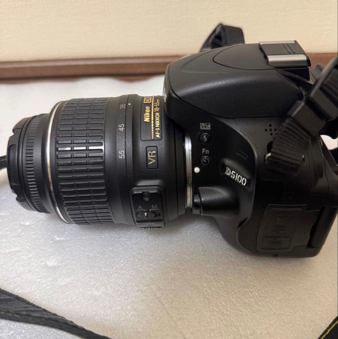 Nikon D5100 デジタル一眼レフカメラ